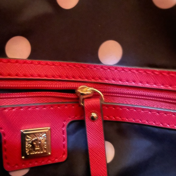 👜 Beautiful Anne Klein Purse 👜 - Picture 3 of 7